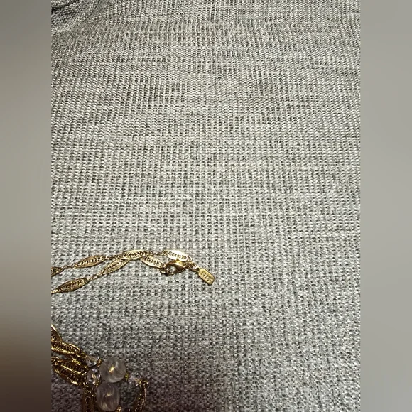 1928 Elegant Gold Filigree Necklace - Picture 4 of 4